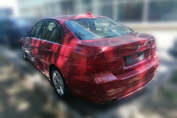 Used BMW 3 Series 2010 320i Luxury Model Rear Left 45 Deg