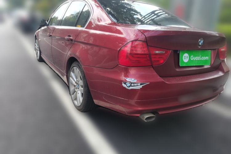 Used BMW 3 Series 2010 320i Luxury Model Rear Left 45 Deg