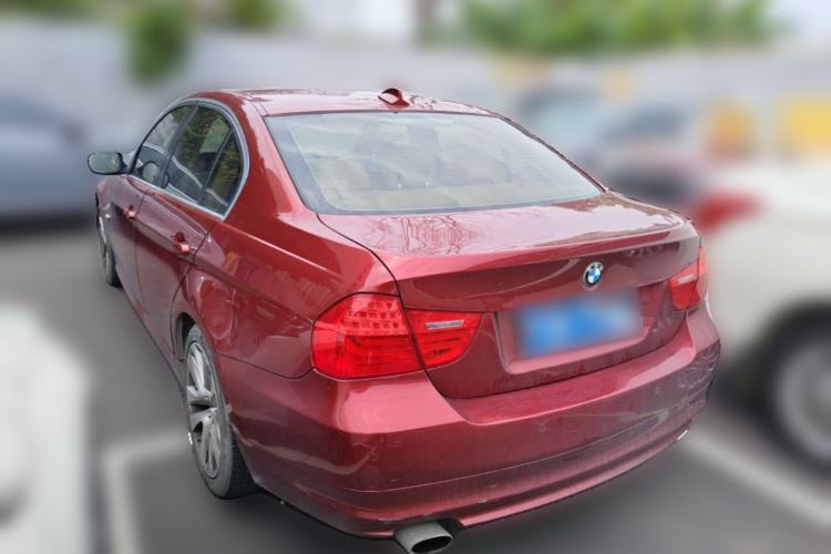 Used BMW 3 Series 2010 320i Luxury Model Rear Left 45 Deg