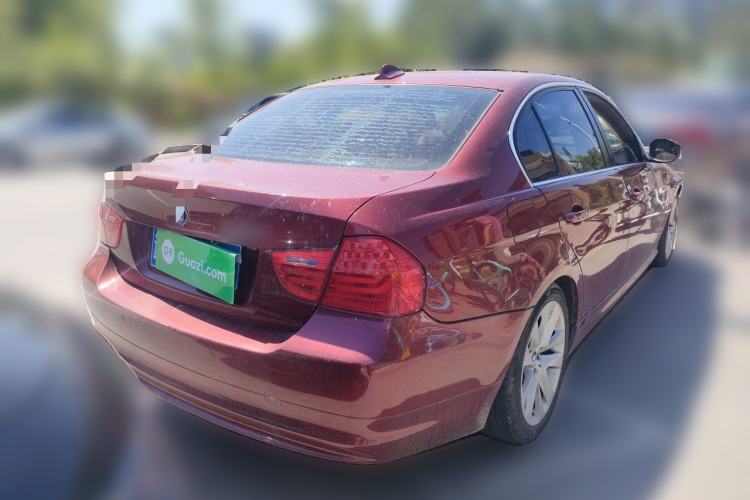 Used BMW 3 Series 2010 320i Luxury Model Rear Right 45 Deg