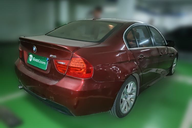 Used BMW 3 Series 2010 320i Luxury Model Rear Right 45 Deg