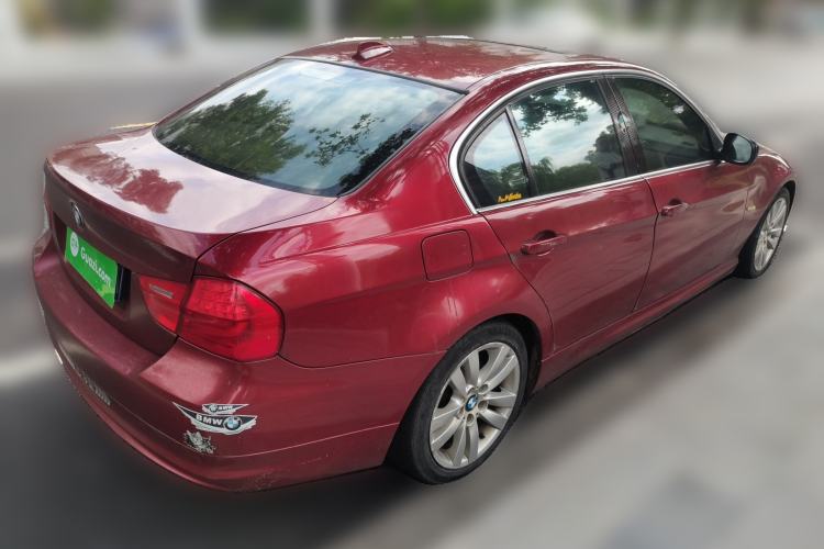 Used BMW 3 Series 2010 320i Luxury Model Rear Right 45 Deg