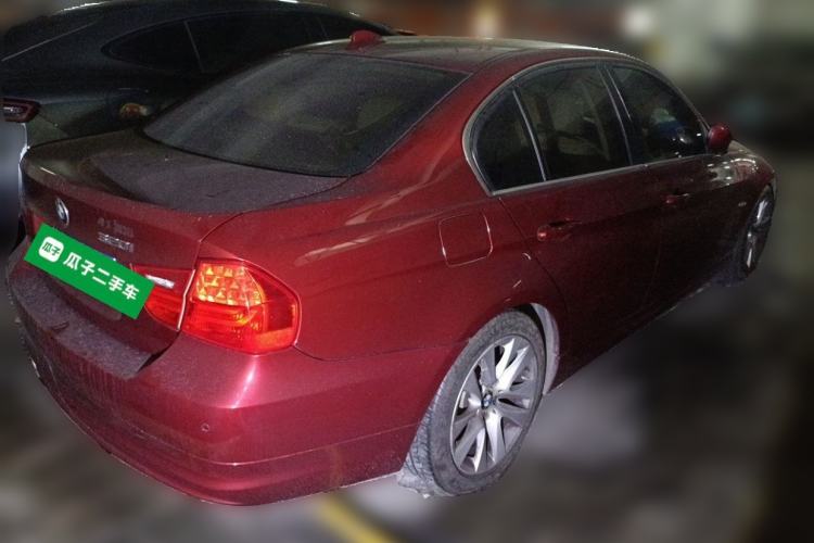 Used BMW 3 Series 2010 320i Luxury Model Rear Right 45 Deg