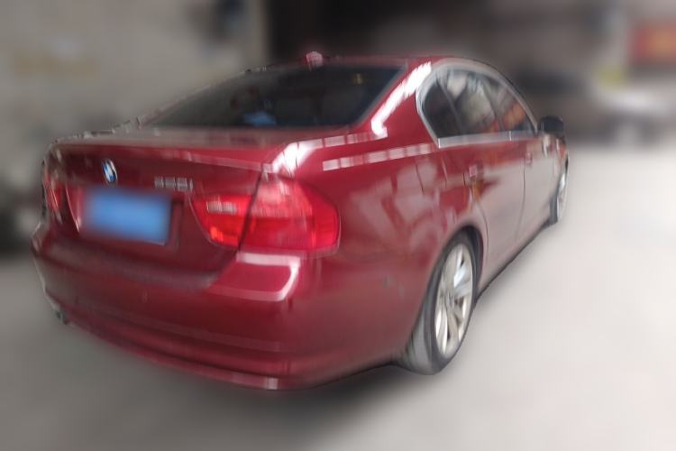 Used BMW 3 Series 2010 320i Luxury Model Rear Right 45 Deg