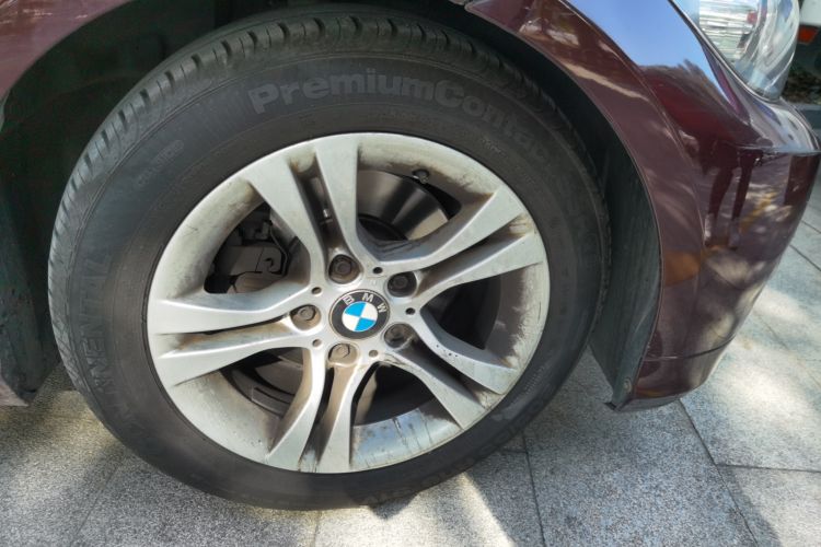 Used BMW 3 Series 2010 320i Luxury Model Right Front Wheel Hub