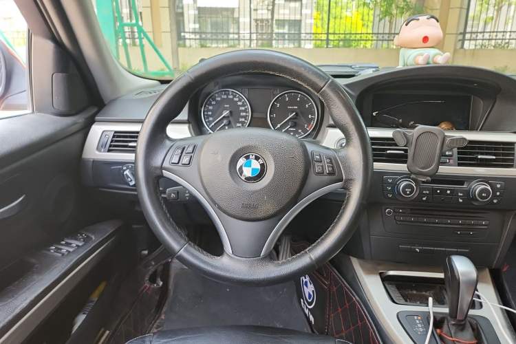 Used BMW 3 Series 2010 320i Luxury Edition Steering Wheel