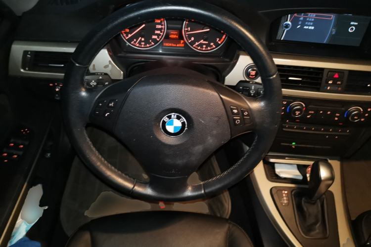 Used BMW 3 Series 2010 320i Luxury Model Steering Wheel