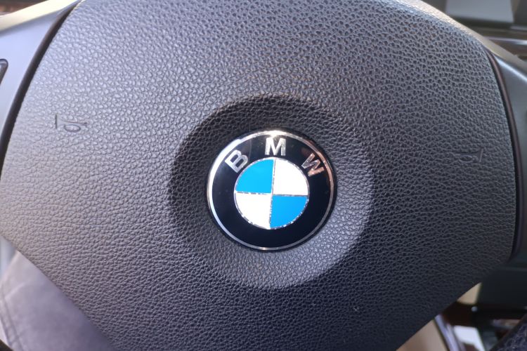 Used BMW 3 Series 2010 320i Luxury Model Vehicle Key