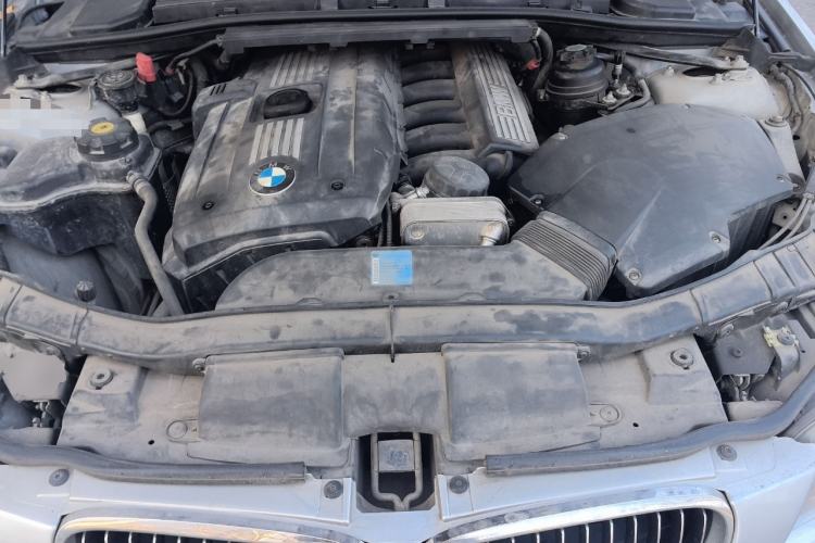 Used BMW 3 Series 2010 325i Sport Edition Engine Bay
