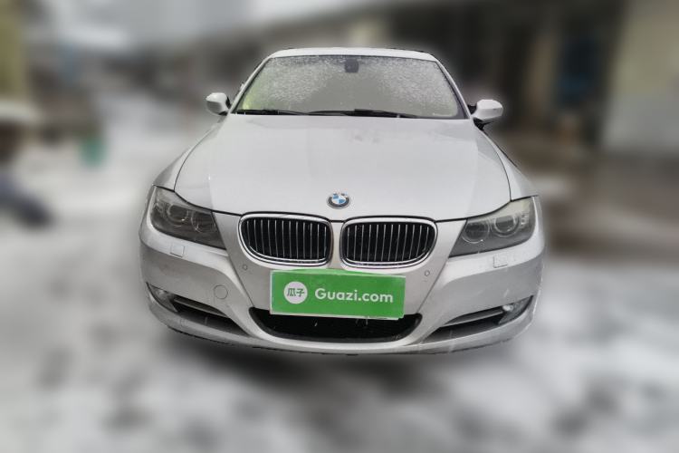 Used BMW 3 Series 2010 320i Luxury Model Front