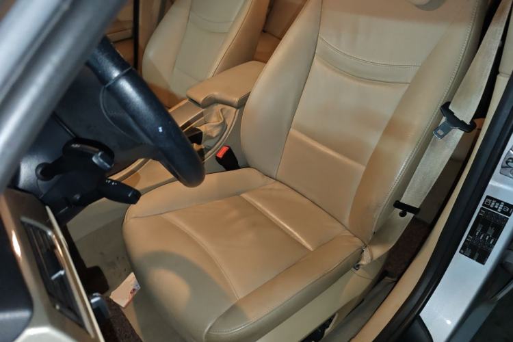 Used BMW 3 Series 2010 320i Luxury Model Left Front Seat