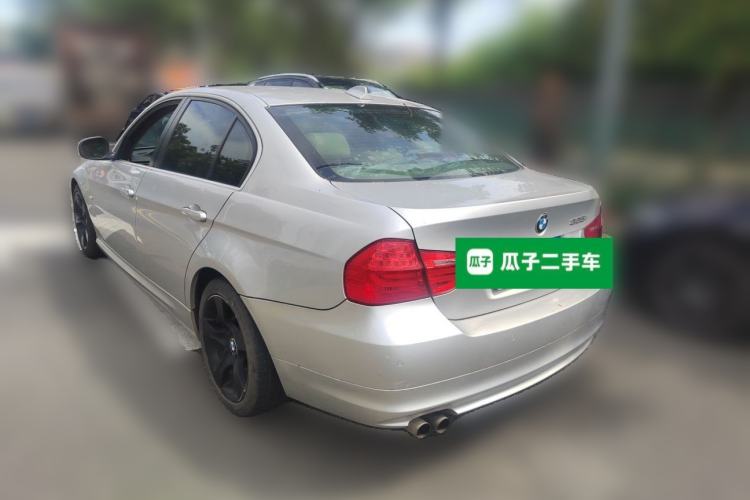 Used BMW 3 Series 2010 325i Luxury Model Rear Left 45 Deg