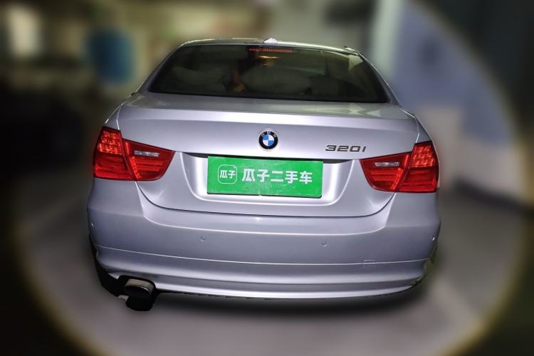 Used BMW 3 Series 2010 320i Luxury Model Rear
