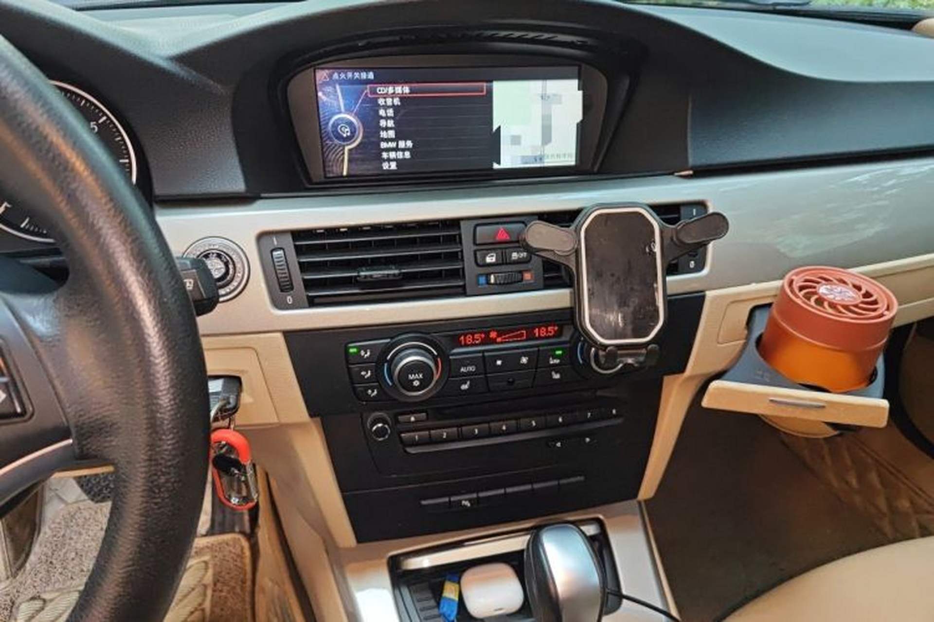 Used BMW 3 Series 2010 320i Luxury Model Audio And AC Panel