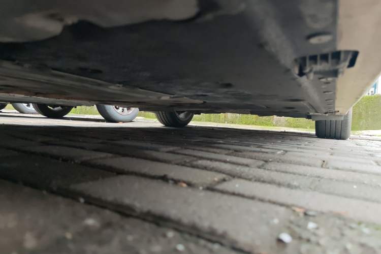 Used BMW 3 Series 2010 320i Luxury Edition Chassis Front Left