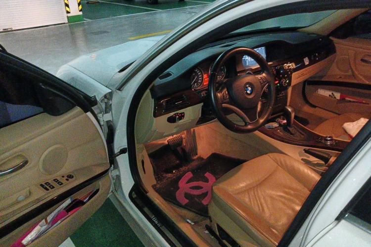 Used BMW 3 Series 2010 325i Luxury Model Driver Seat