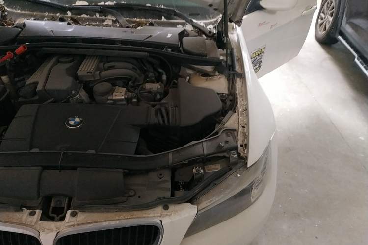 Used BMW 3 Series 2010 318i Leading Model Engine Bay Left