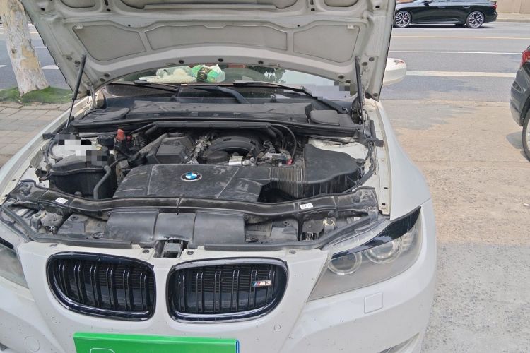 Used BMW 3 Series 2010 320i Luxury Model Engine Bay Left