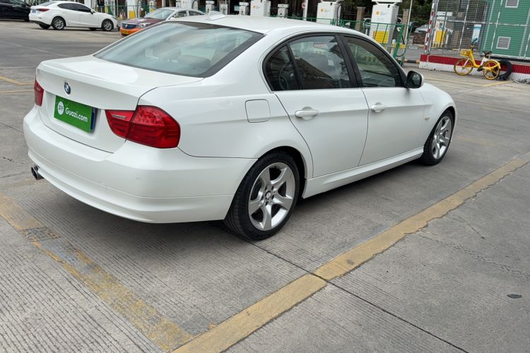 Used BMW 3 Series 2010 325i Luxury Model Exterior 4