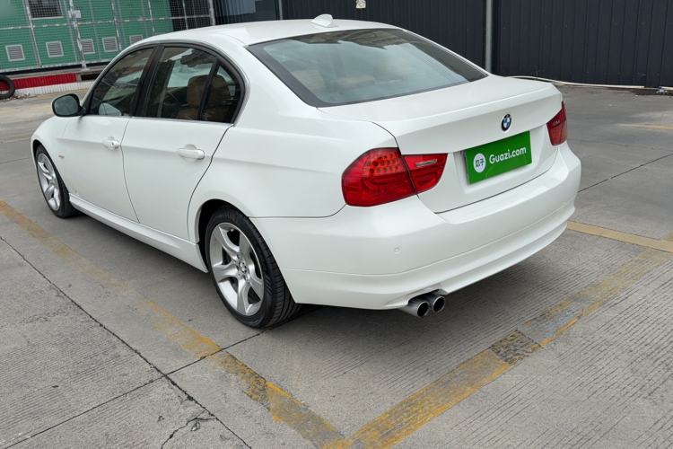 Used BMW 3 Series 2010 325i Luxury Model Exterior 6