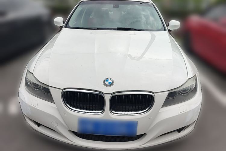 Used BMW 3 Series 2010 320i Luxury Model Front
