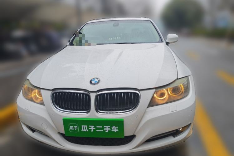 Used BMW 3 Series 2010 320i Luxury Model Front