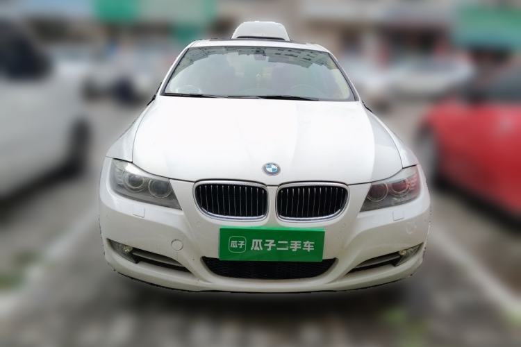 Used BMW 3 Series 2010 320i Luxury Model Front