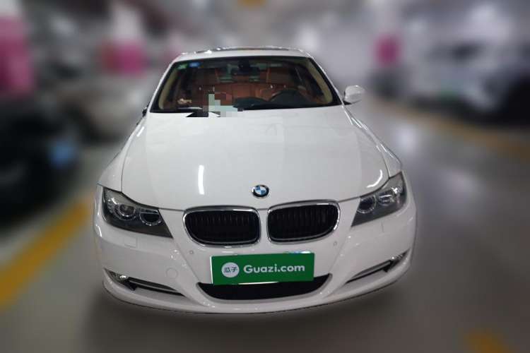Used BMW 3 Series 2010 320i Luxury Model Front