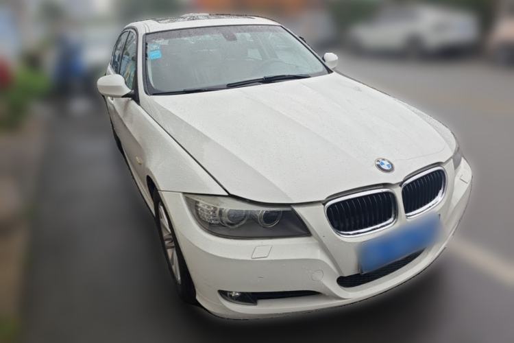 Used BMW 3 Series 2010 320i Sport Edition Front Right 45 Deg