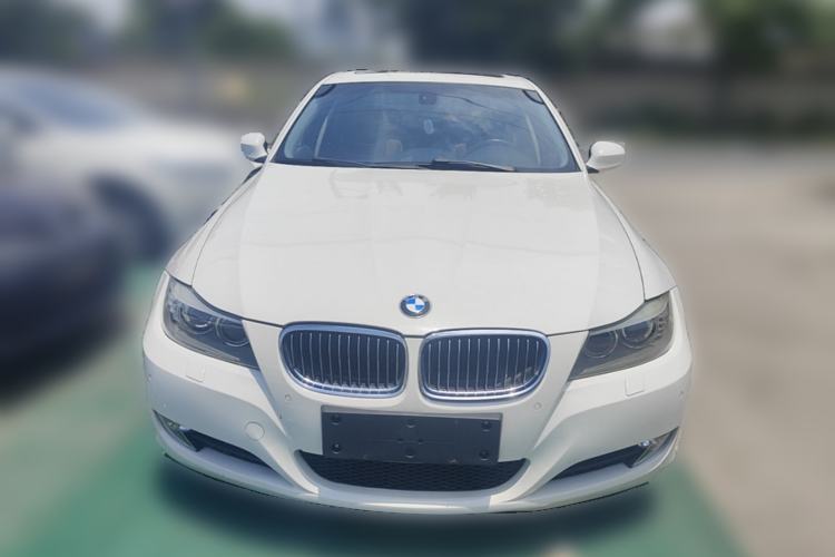 Used BMW 3 Series 2010 325i Luxury Model Front