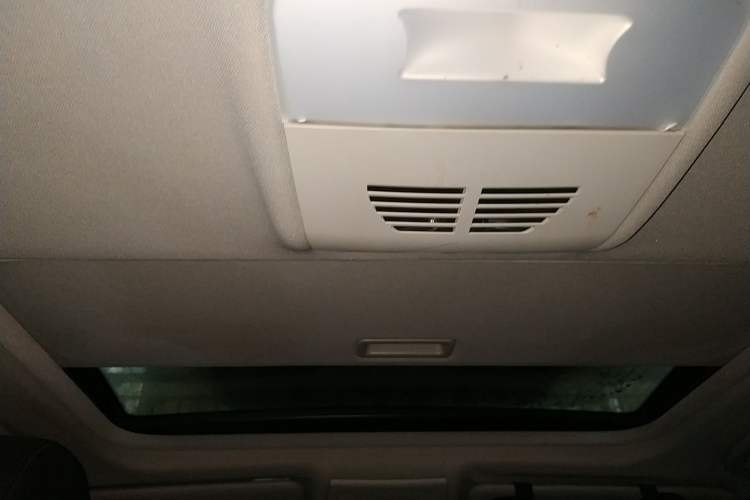 Used BMW 3 Series 2010 318i Leading Model Headliner