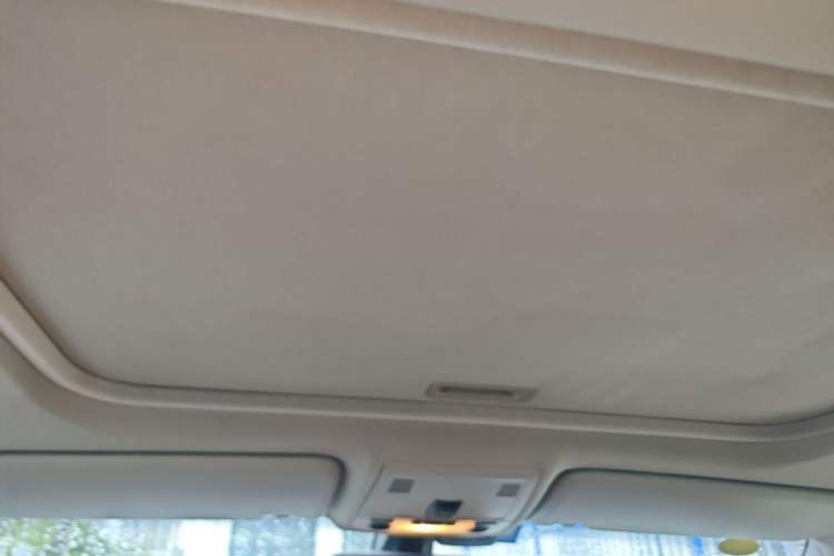 Used BMW 3 Series 2010 320i Sport Edition Headliner