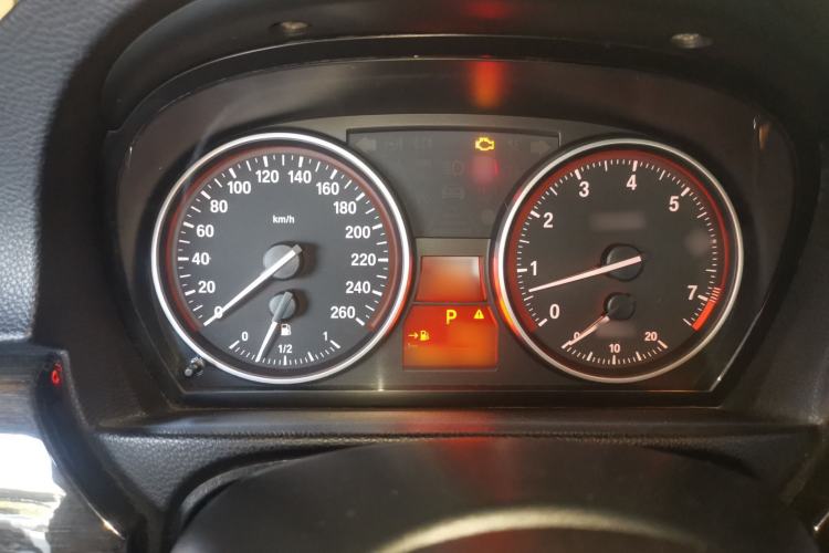 Used BMW 3 Series 2010 325i Luxury Model Instrument Cluster