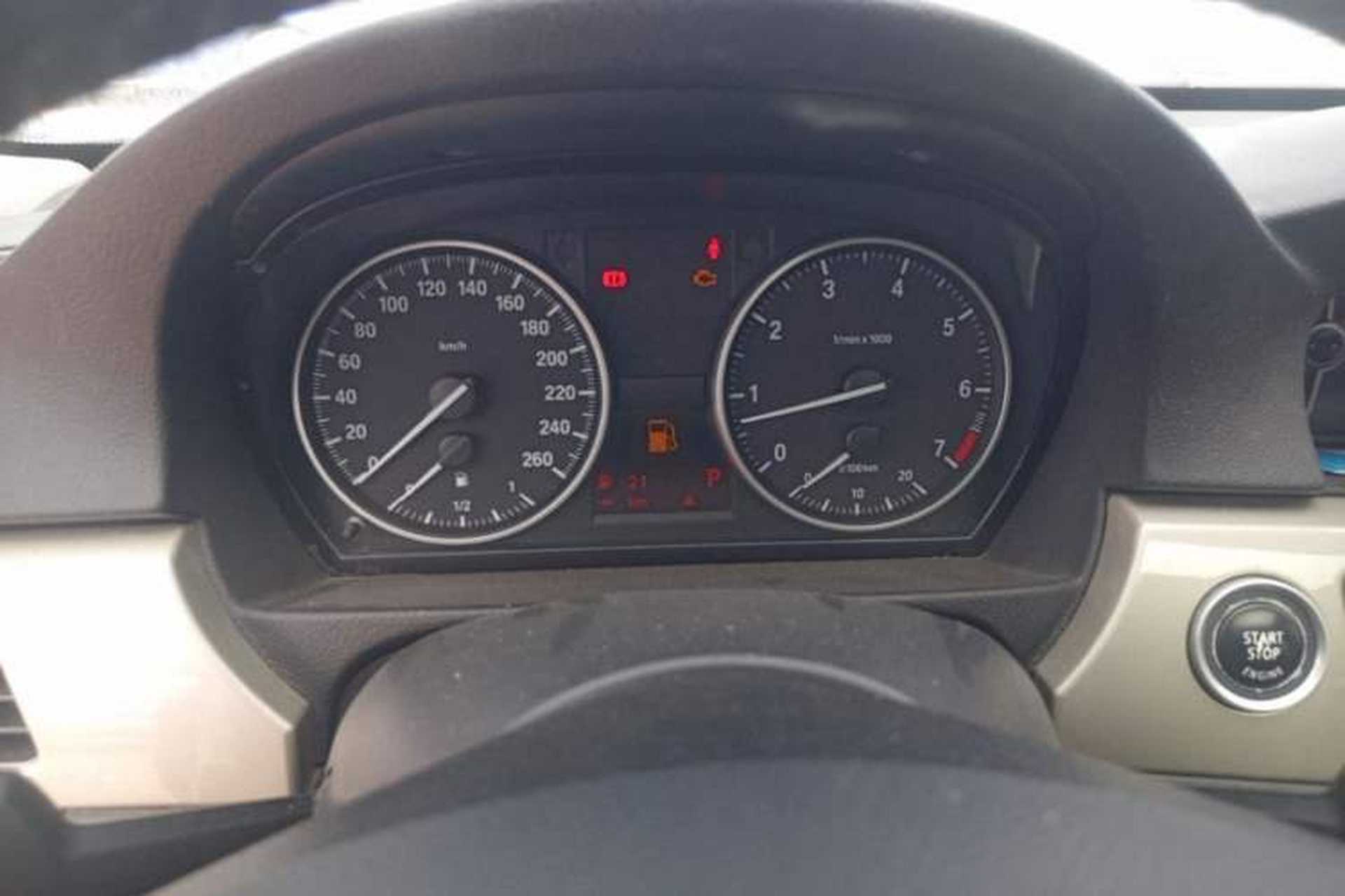Used BMW 3 Series 2010 320i Luxury Model Instrument Cluster