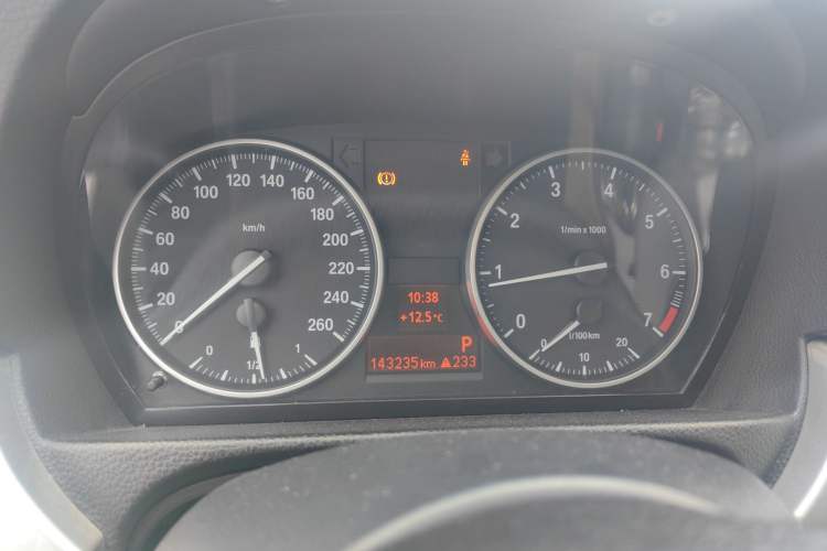 Used BMW 3 Series 2010 320i Sport Edition Instrument Cluster