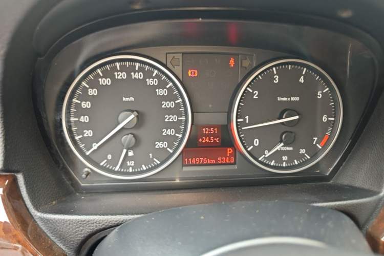 Used BMW 3 Series 2010 320i Sport Edition Instrument Cluster