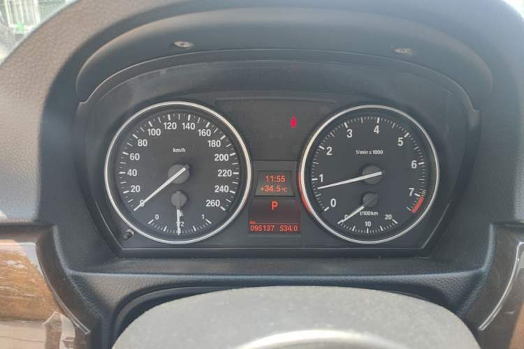 Used BMW 3 Series 2010 325i Luxury Model Instrument Cluster