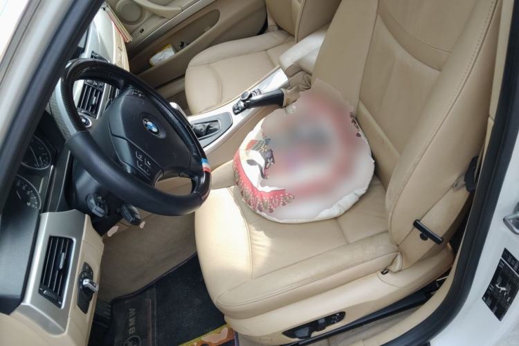 Used BMW 3 Series 2010 320i Luxury Model Left Front Seat
