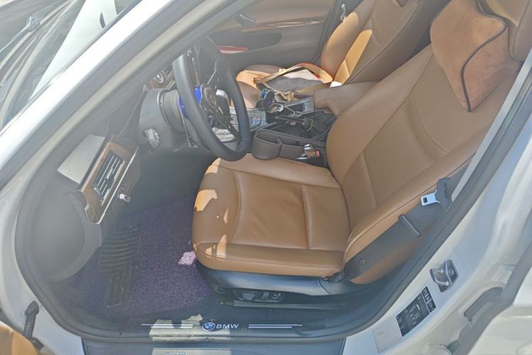 Used BMW 3 Series 2010 320i Sport Edition Left Front Seat