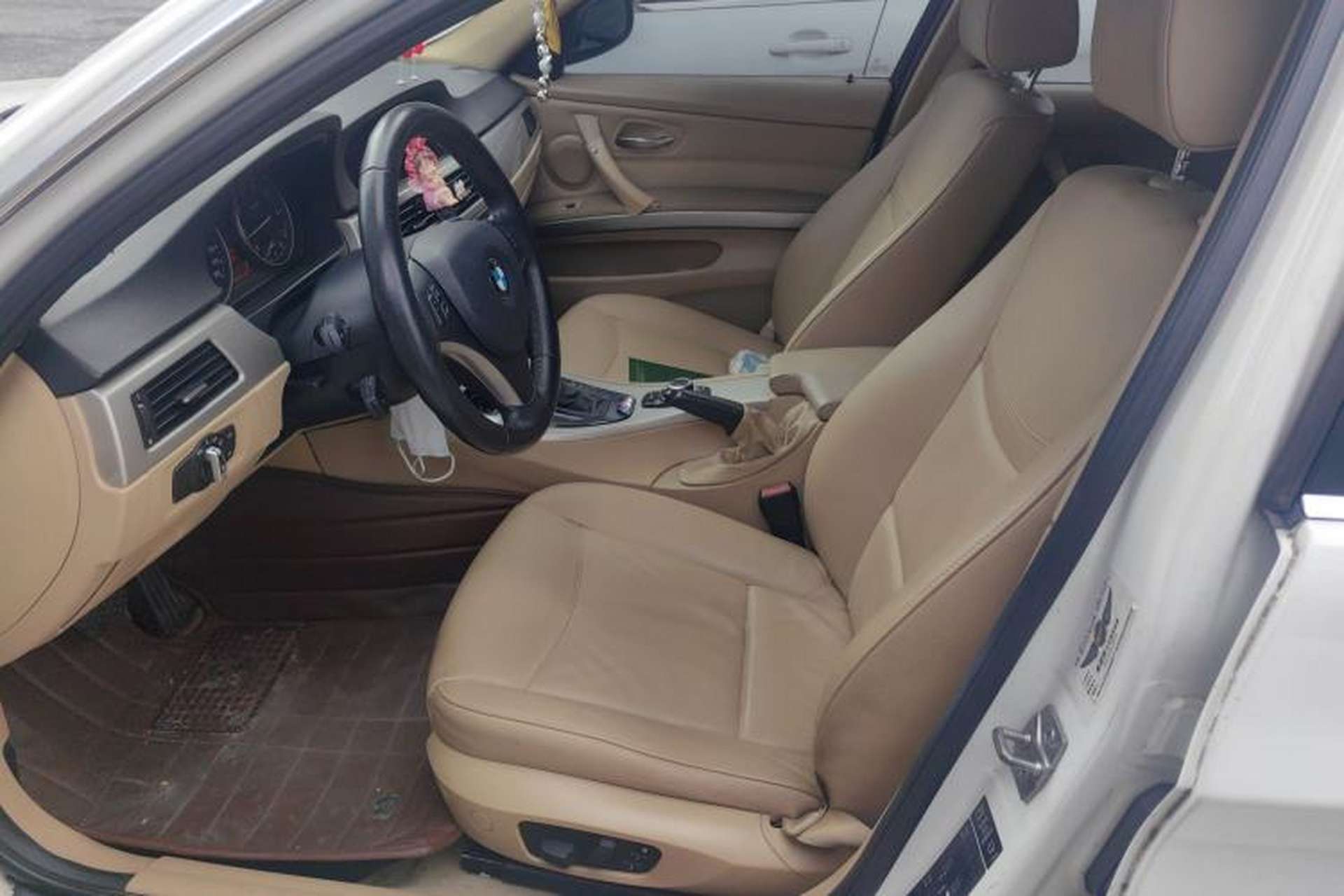 Used BMW 3 Series 2010 320i Sport Edition Left Front Seat
