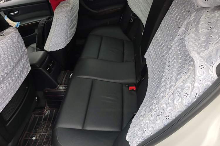 Used BMW 3 Series 2010 320i Luxury Model Left Rear Seat