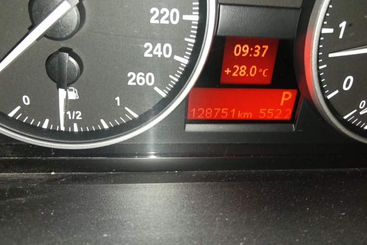 Used BMW 3 Series  Odometer Close Up