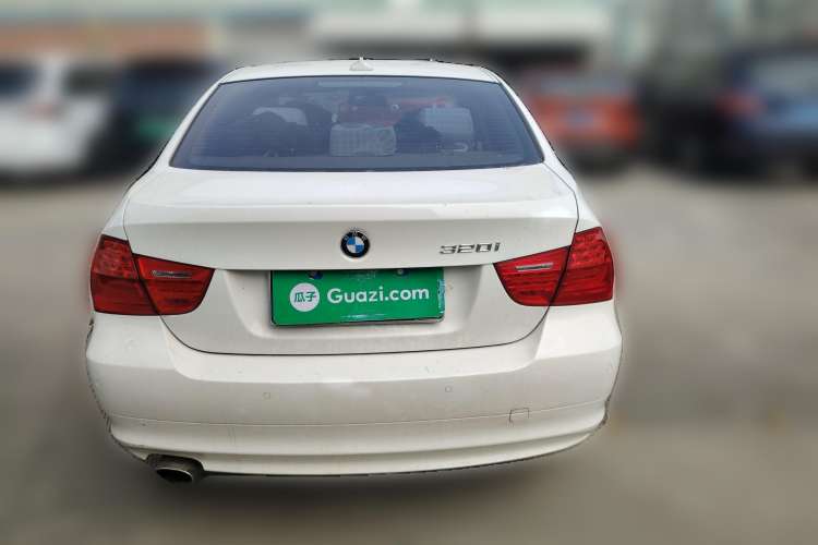 Used BMW 3 Series 2010 320i Luxury Model Rear
