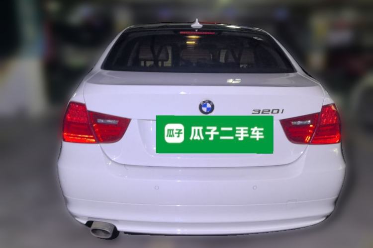 Used BMW 3 Series 2010 320i Luxury Model Rear