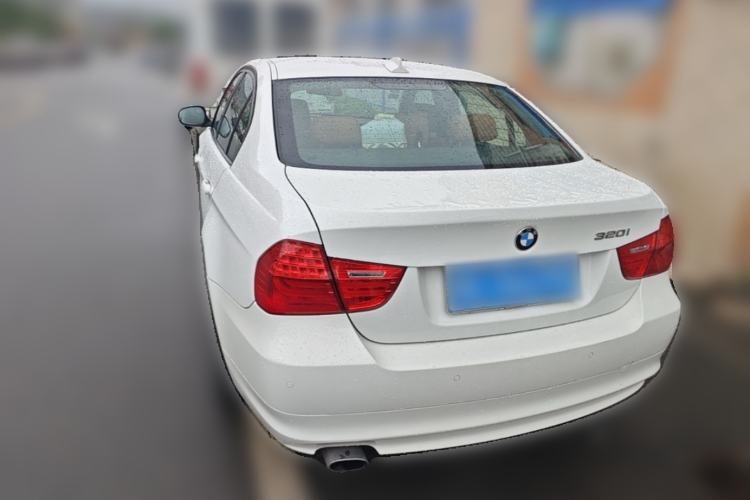 Used BMW 3 Series 2010 320i Sport Edition Rear Left 45 Deg