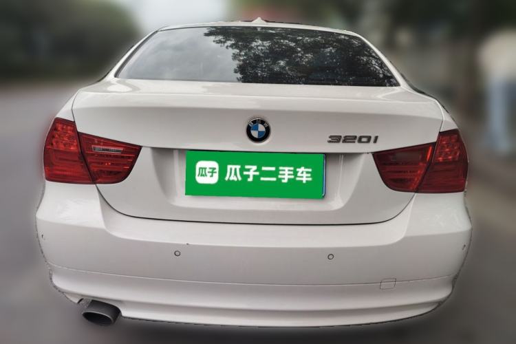 Used BMW 3 Series 2010 320i Luxury Model Rear