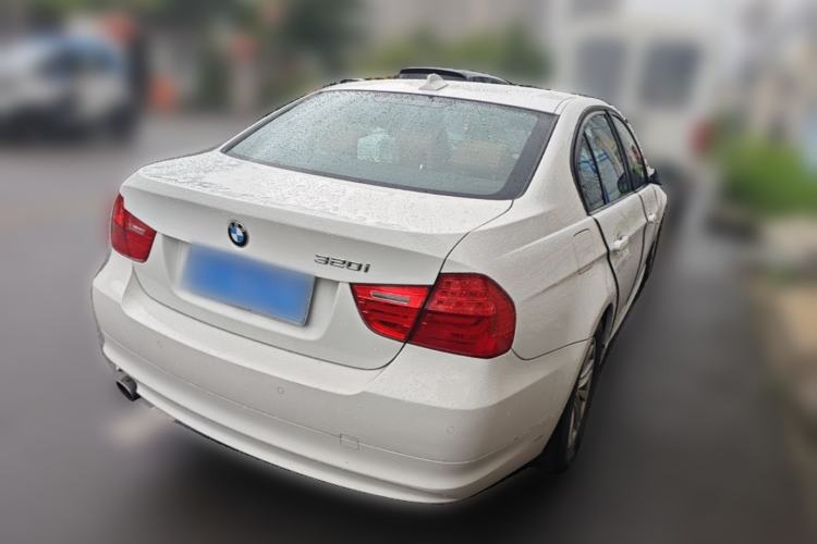 Used BMW 3 Series 2010 320i Sport Edition Rear Right 45 Deg