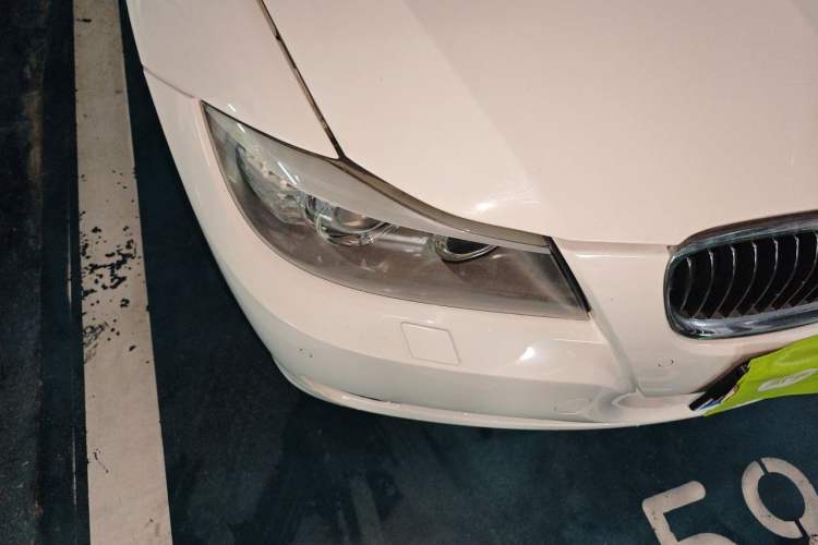 Used BMW 3 Series 2010 320i Luxury Model Right Front Headlight