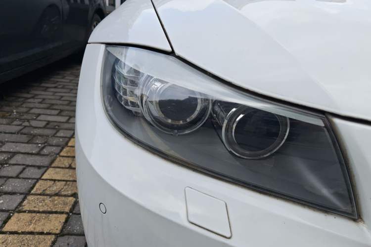 Used BMW 3 Series 2010 320i Luxury Edition Right Front Headlight