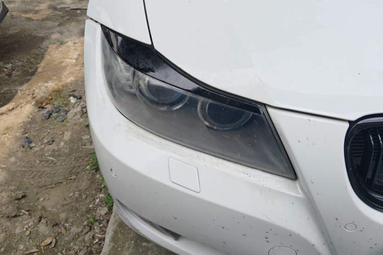 Used BMW 3 Series 2010 320i Luxury Model Right Front Headlight
